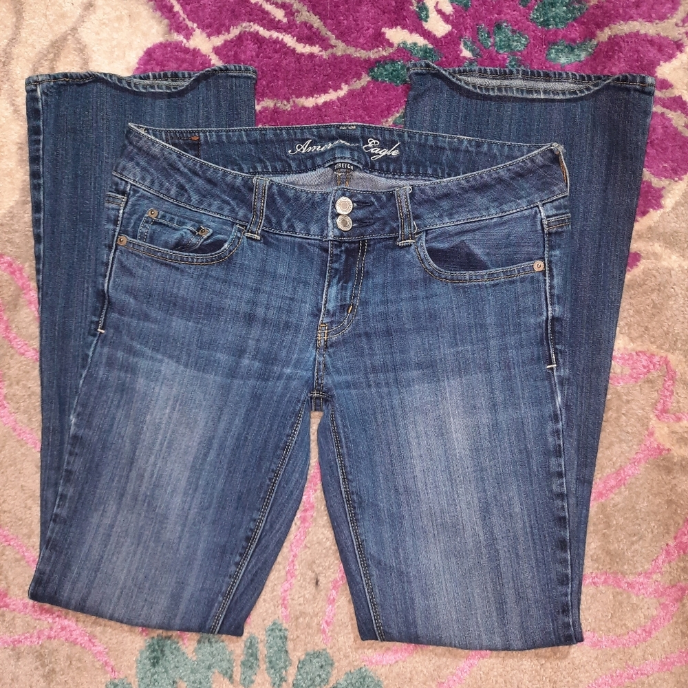 American Eagle jeans Artist size 8 Regular